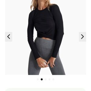 NWT Rare Vuori Long Sleeve Cove Twist Tee - small